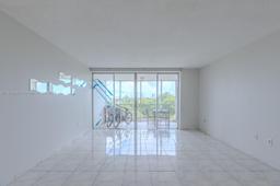 Picture of 1780 NE 191St St # 2, Miami, FL 33179