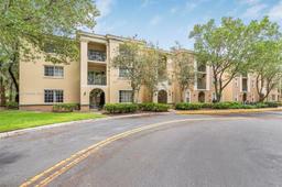 Picture of 2433 Centergate Dr # 102, Miramar, FL 33025