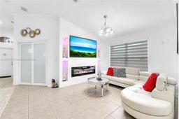 Picture of 1614 SE 16Th St, Homestead, FL 33035