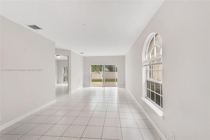 Picture of 10363 NW 7Th St, Coral Springs FL 33071