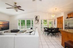 Picture of 125 S Rolling Hill Rd, Tavernier, FL 33070