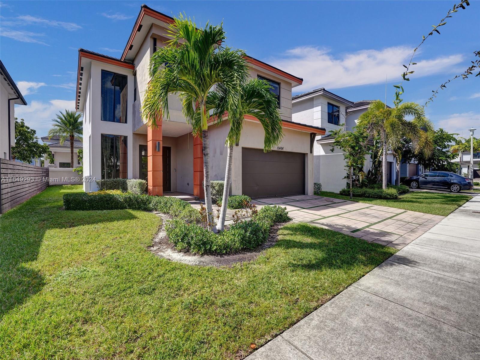 Picture of 15464 NW 88Th Ct, Miami Lakes, FL 33018