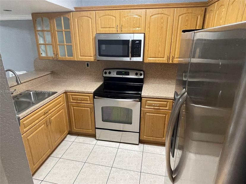 Picture of 240 W 68Th St # 205, Hialeah FL 33014