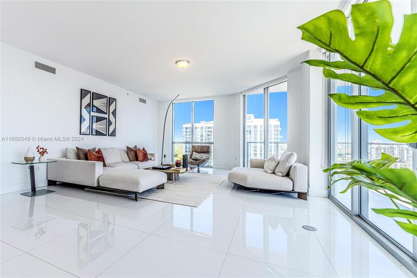 Picture of 17111 Biscayne Blvd # 2109, North Miami Beach FL 33160