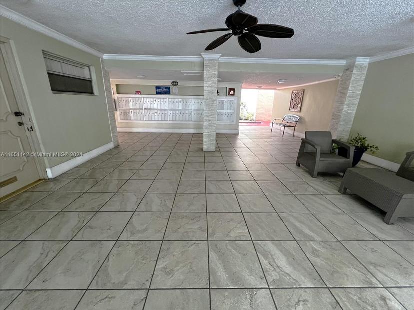 Picture of 1480 W 46Th St # 325, Hialeah FL 33012