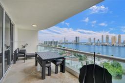 Picture of 6000 Island Blvd # 1707, Aventura, FL 33160