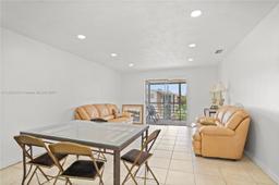 Picture of 16900 NE 14Th Ave # 301, North Miami Beach, FL 33162