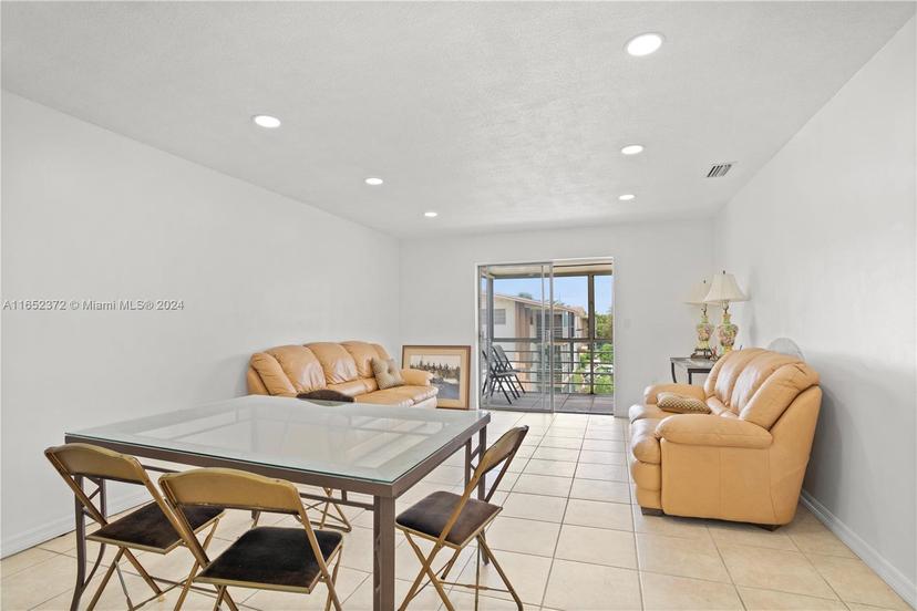 Picture of 16900 NE 14Th Ave # 301, North Miami Beach FL 33162