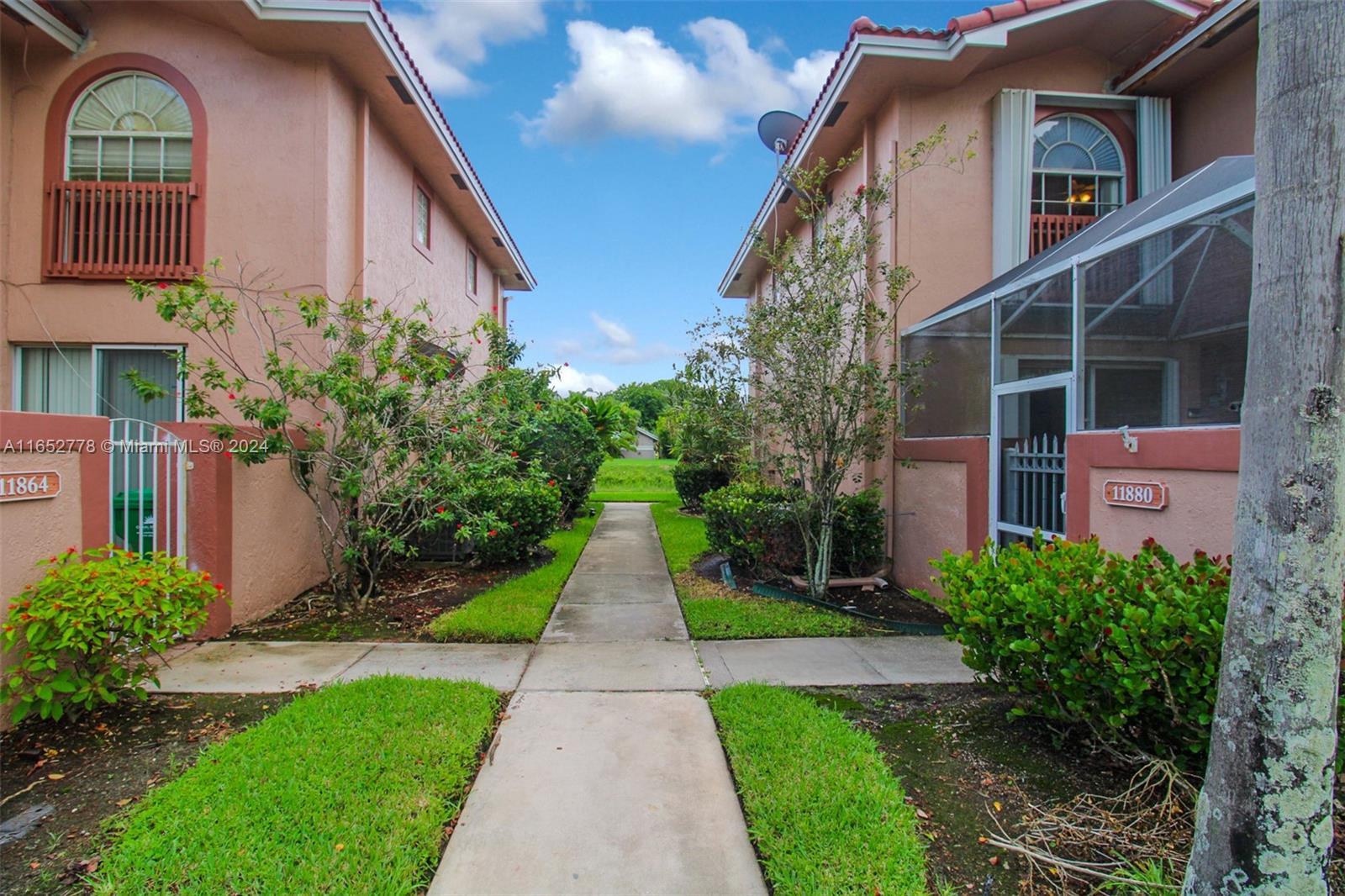 Picture of 11880 Royal Palm Blvd # 11880, Coral Springs, FL 33065