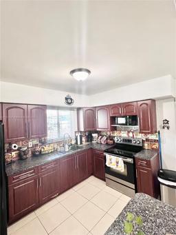 Picture of 1625 NW 85Th St, Miami, FL 33147