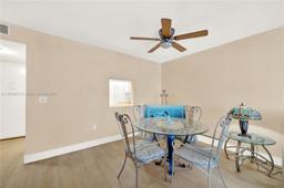 Picture of 1516 S Lakeside Dr # 112, Lake Worth, FL 33460