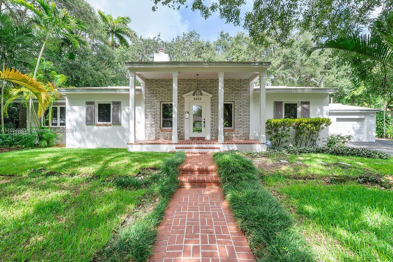 Picture of 6832 Mindello St, Coral Gables, FL 33146