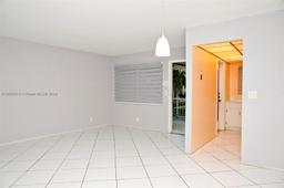 Picture of 300 Layne Blvd # 215, Hallandale Beach, FL 33009