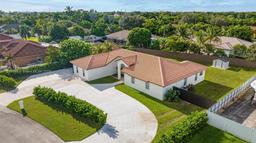 Picture of 15862 SW 286Th St, Homestead, FL 33033