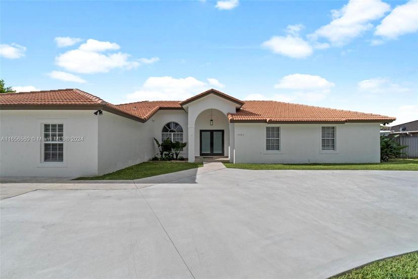 Picture of 15862 SW 286Th St, Homestead FL 33033