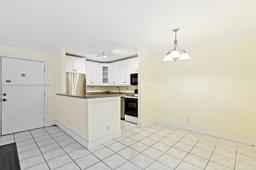 Picture of 7114 Ashmont Cir # 104, Tamarac, FL 33321