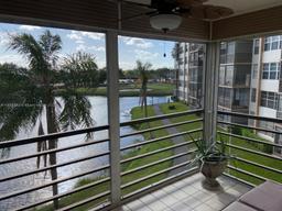 Picture of 1200 Saint Charles Pl # 321, Pembroke Pines, FL 33026