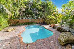 Picture of 615 NE 13Th Ave, Fort Lauderdale, FL 33304