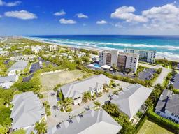 Picture of 475 Ocean Ridge Way # 8, Juno Beach, FL 33408