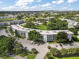 Picture of 1012 Berkshire A # 1012, Deerfield Beach, FL 33442