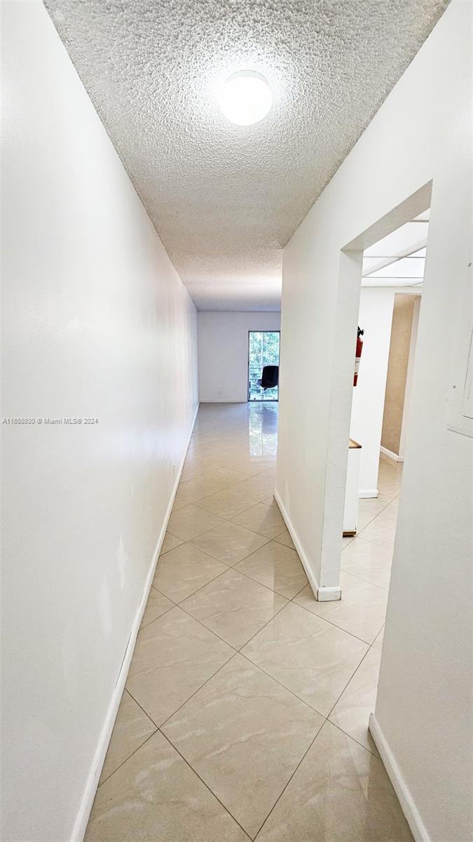 Picture of 4394 NW 9Th Ave # 3C, Deerfield Beach FL 33064