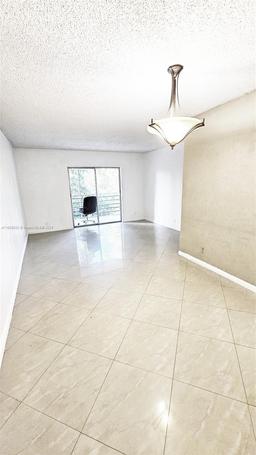 Picture of 4394 NW 9Th Ave # 3C, Deerfield Beach, FL 33064