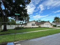 Picture of 3800 Beach Way, Cooper City, FL 33026