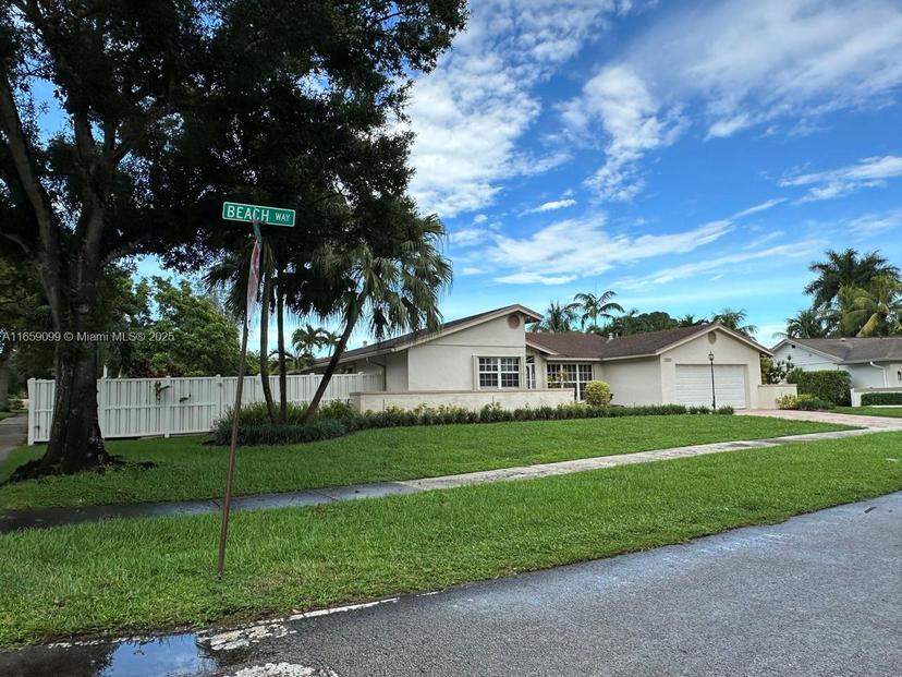 Picture of 3800 Beach Way, Cooper City FL 33026