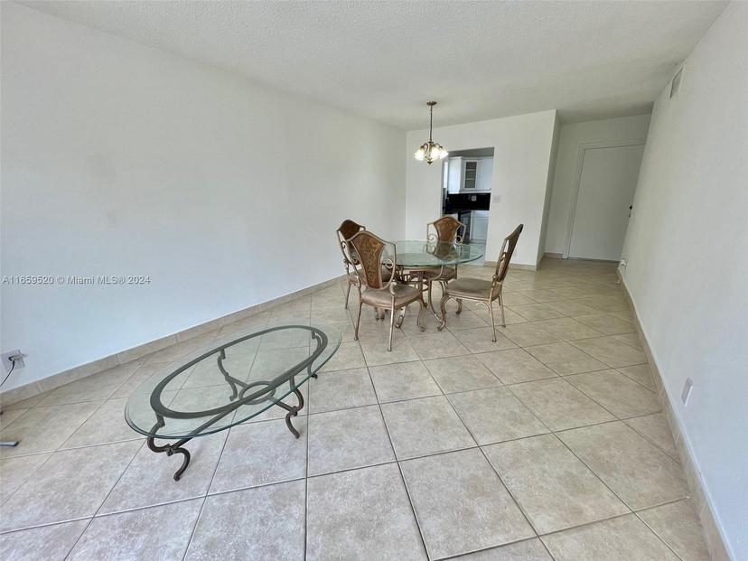 Picture of 1600 Tallwood Ave # 207, Hollywood FL 33021