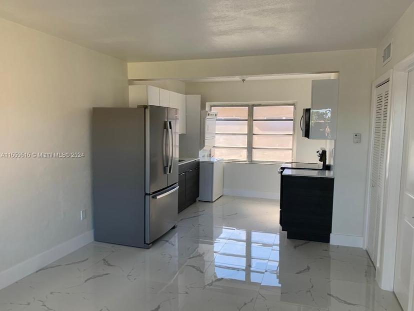 Picture of 375 E 4Th Ave # 4, Hialeah FL 33010