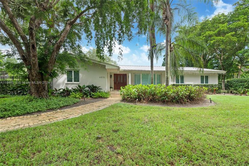 Picture of 6875 SW 96Th St, Pinecrest FL 33156