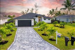 Picture of 334 SW 21St Terr, Cape Coral, FL 33991