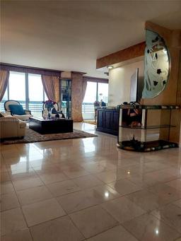 Picture of 3530 Mystic Pointe Dr # 2915, Aventura, FL 33180