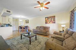 Picture of 2412 Centergate Dr # 103, Miramar, FL 33025