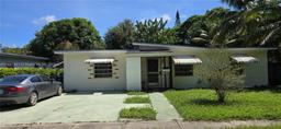 Picture of 14035 NW 5Th Ct, North Miami, FL 33168