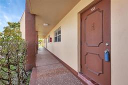 Picture of 2881 N Pine Island Rd # 103, Sunrise, FL 33322