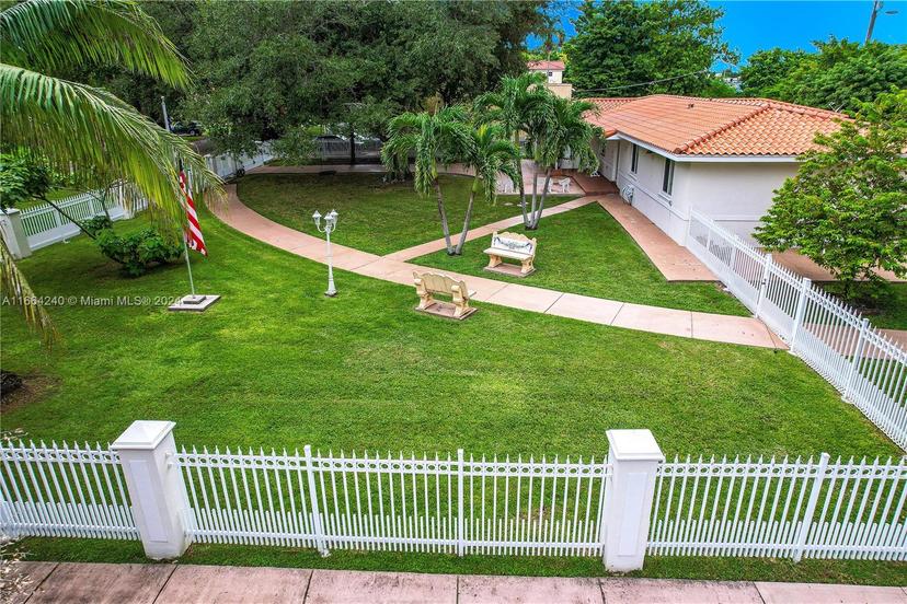 Picture of 1407 San Marco Ave, Coral Gables FL 33134