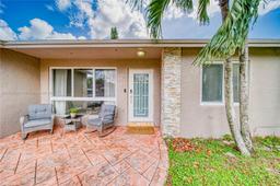 Picture of 1211 NW 96Th Ter, Pembroke Pines, FL 33024