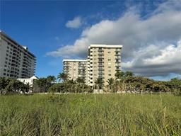 Picture of 9273 Collins Ave # 607, Surfside, FL 33154