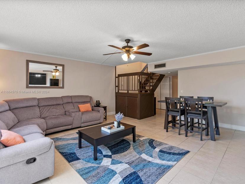 Picture of 8401 W Sample Rd # 28, Coral Springs FL 33065