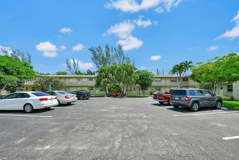 Picture of 1301 N 12Th Ct # 3B, Hollywood FL 33019