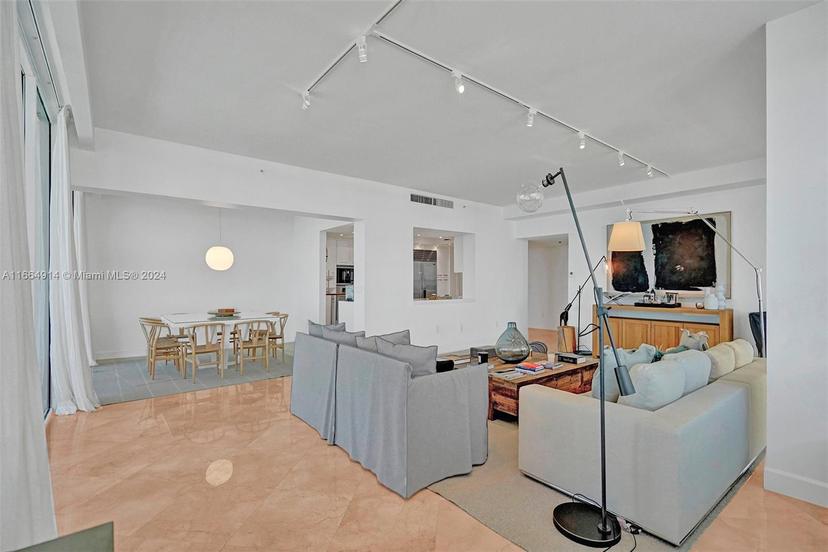 Picture of 10205 Collins Ave # P8, Bal Harbour FL 33154