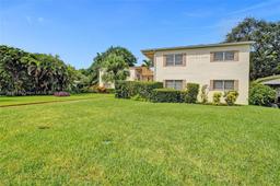 Picture of 2515 Polk St # 10, Hollywood, FL 33020