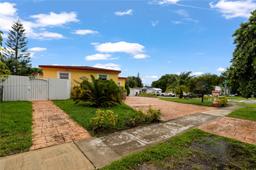 Picture of 1500 NE 141St St, North Miami, FL 33161