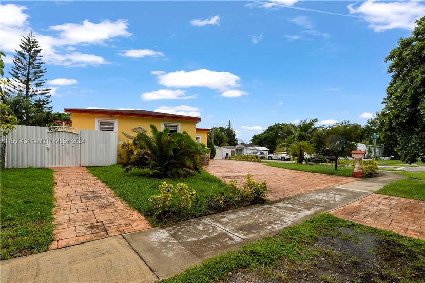 Picture of 1500 NE 141St St, North Miami FL 33161