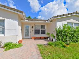 Picture of 4415 Tyler St, Hollywood, FL 33021