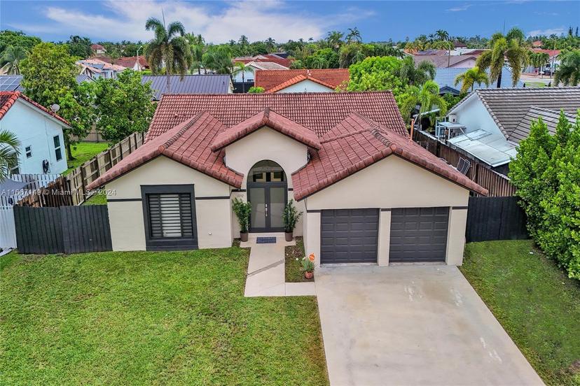 Picture of 17252 SW 149Th Pl, Miami FL 33187