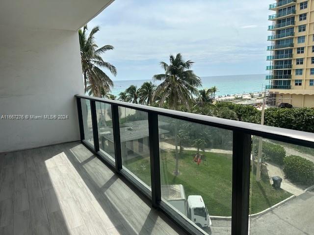 Picture of 2301 S Ocean Dr # 407, Hollywood, FL 33019