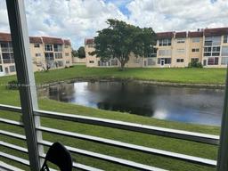 Picture of 2711 N Pine Island Rd # 211, Sunrise, FL 33322