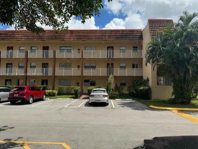 Picture of 2711 N Pine Island Rd # 211, Sunrise, FL 33322